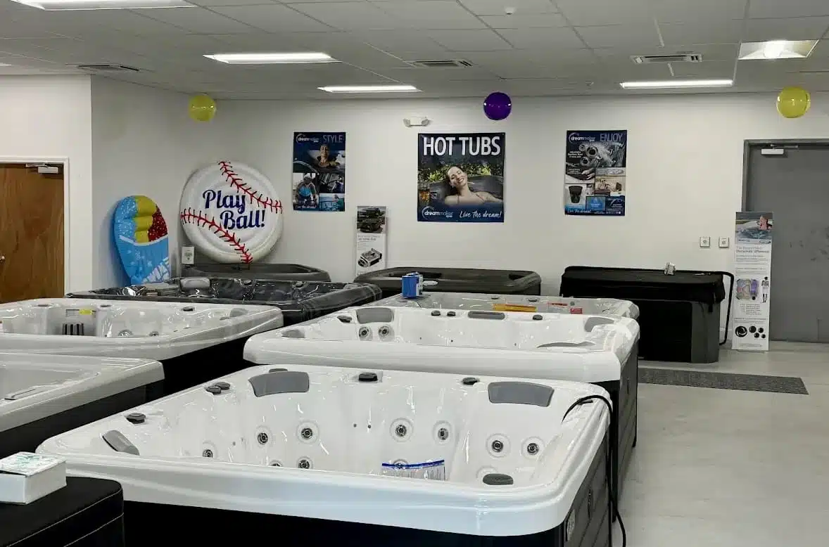 Contact Mr. Pool of Pasco & Crystal River 2 Inside Mr. Pool of Pasco location